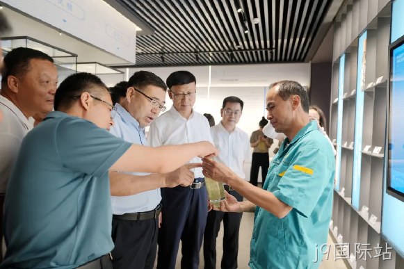 图片8 图片8